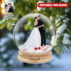 Our First Christmas Married Ornament, Personalized Newlywed Gift