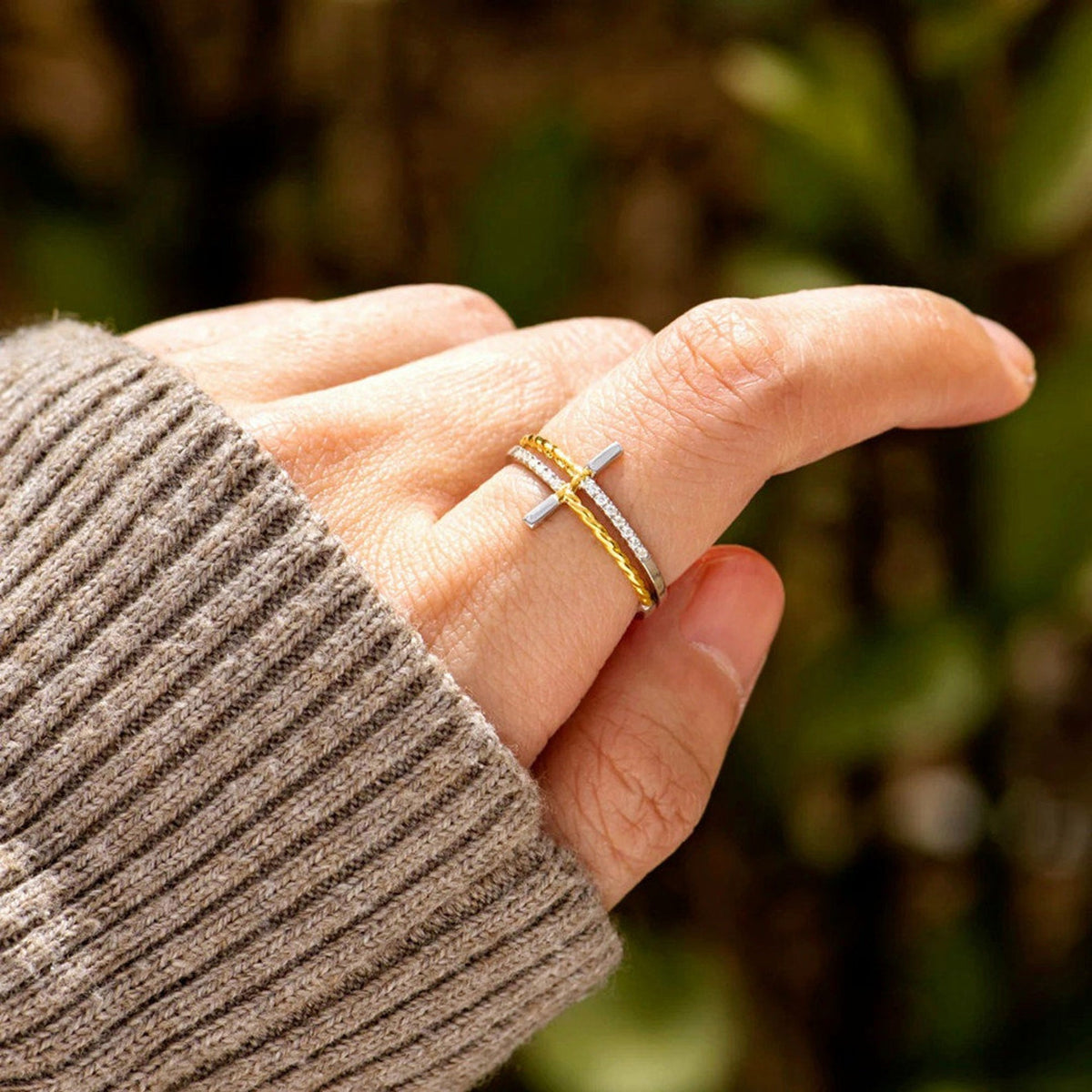 KISSFAITH-To My Sister In Christ Cross Ring