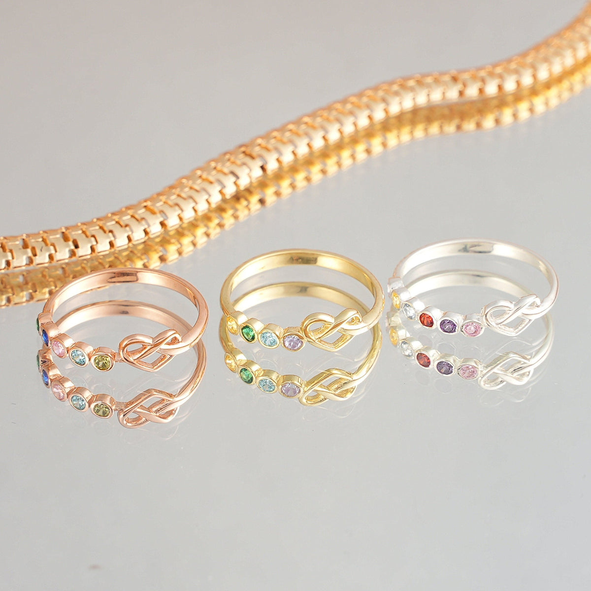 Personalized Grandma Mom 1-6 Family Love Knot Birthstones Ring